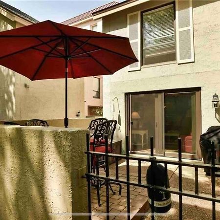 In The Heart Of Harbour Town 2Br 2Ba Pool Access Close To Beach Хилтон-Хед-Айленд Экстерьер фото