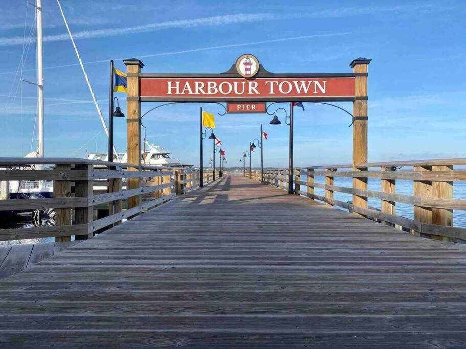 In The Heart Of Harbour Town 2Br 2Ba Pool Access Close To Beach Хилтон-Хед-Айленд Экстерьер фото